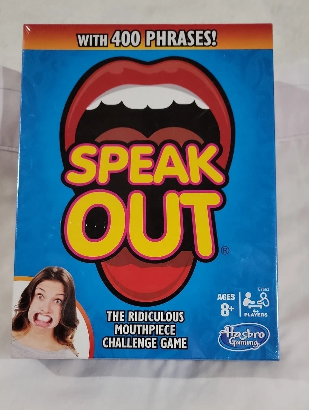 Hasbro Gaming Speak Out Mouthpiece Challenge Game NWT